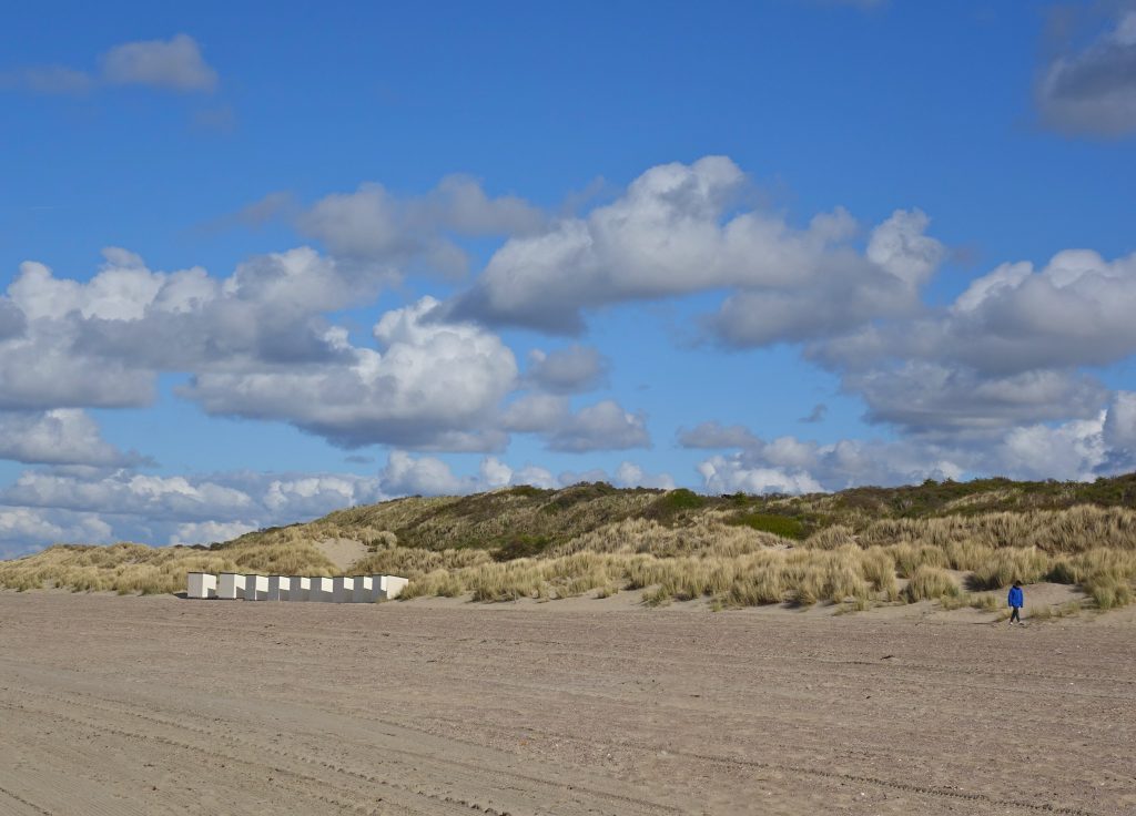 Strand Renesse vlakbij vakantiewoning De Zeemeermin